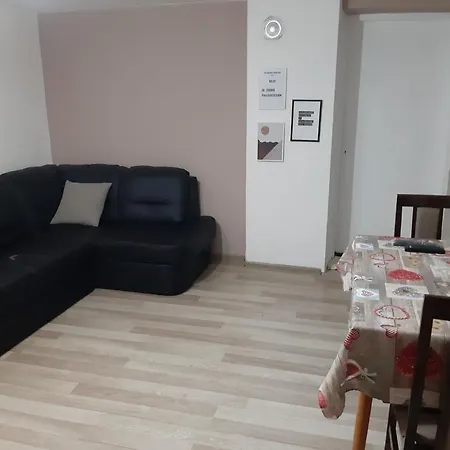 Apartment Apartman Zivkovic 2